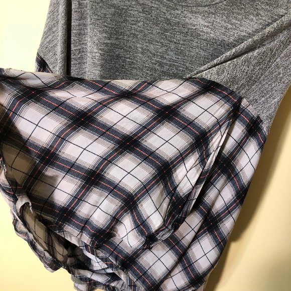 She + Sky Brown Plaid Bubble Sleeves Knitted Top - Picture 5 of 13